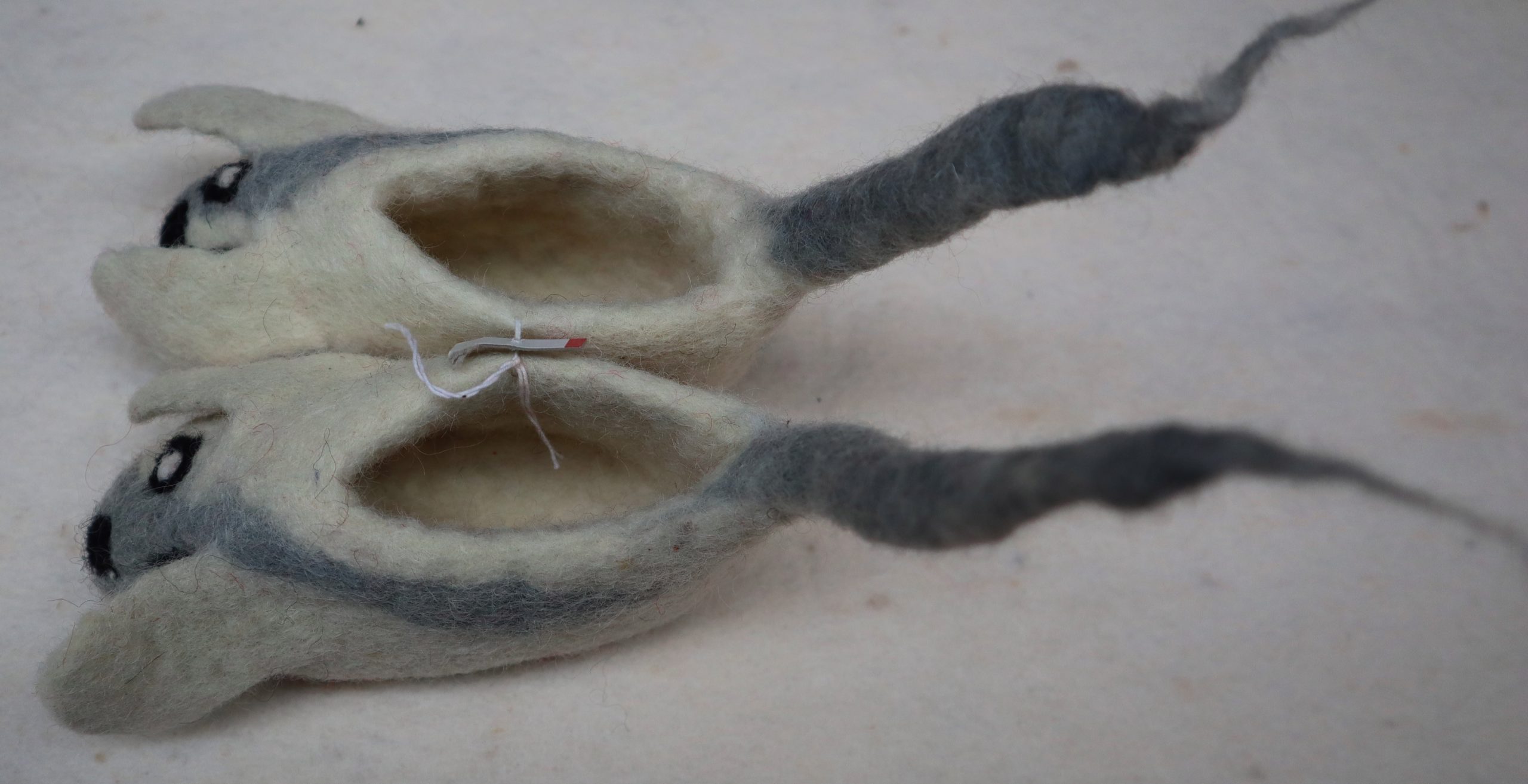 Hand Made Felted Animal design shoes - Unisex Baby Shoes LH0059 - Image 2